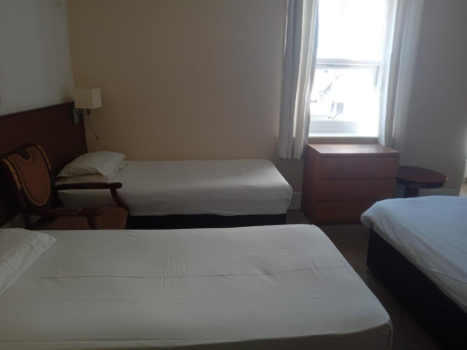 איסטבורן Glastonbury Hotel מראה חיצוני תמונה